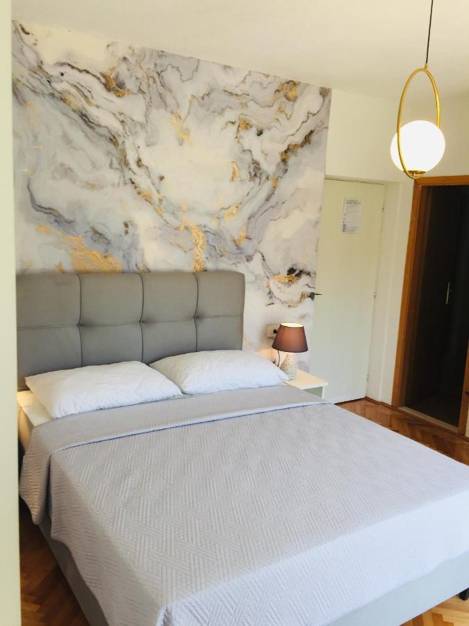 Tatijana Apartamento *